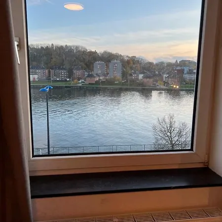 Riverbank Guest House Namur Exterior photo